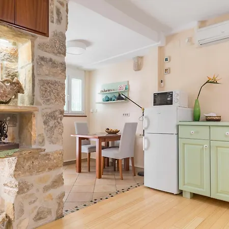 Luxury Silvana With Beautiful Garden 3* Split